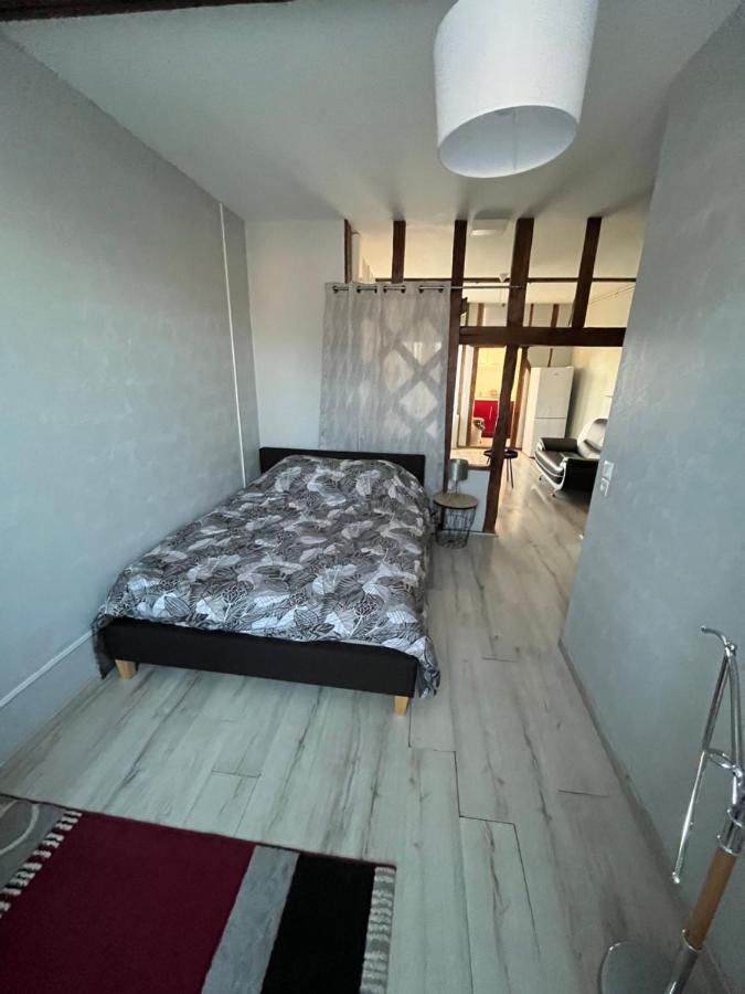 Saint Martin Apartment Troyes Exterior photo